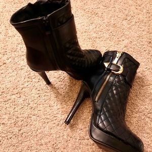Leather bootie with Gold buckle. Sz 6